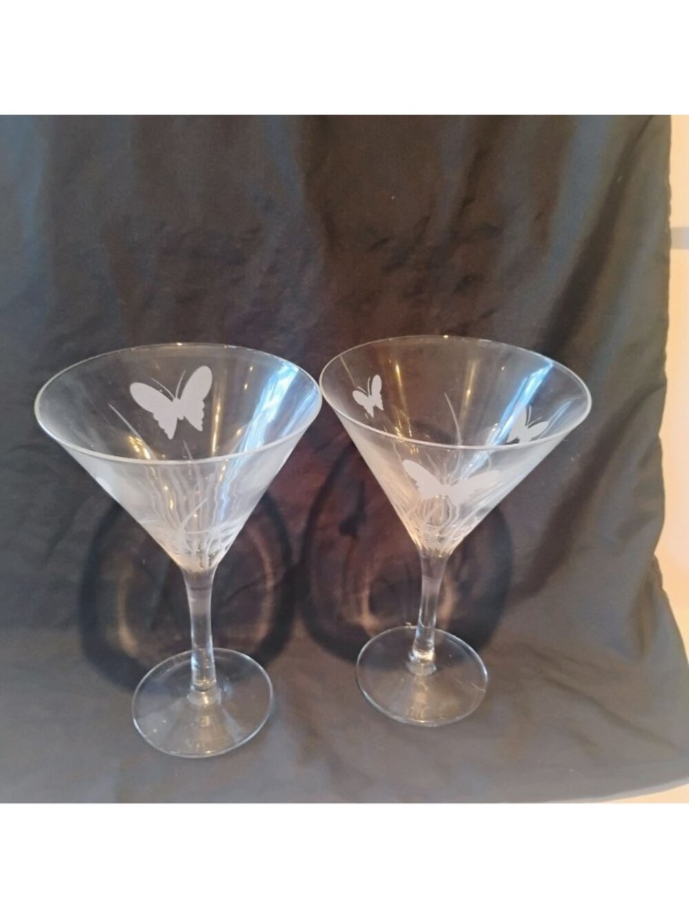 Etched Glass Butterfly Martini Cocktail Glasses Pair Set of 2 - Picture 3 of 8